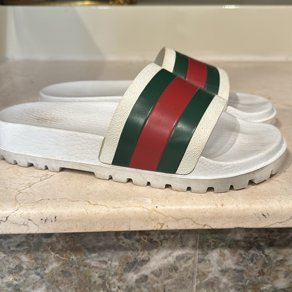 Gucci Slides Size 7 1/2 - image 2